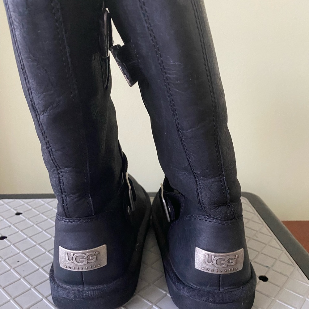 Black Ugg Boots